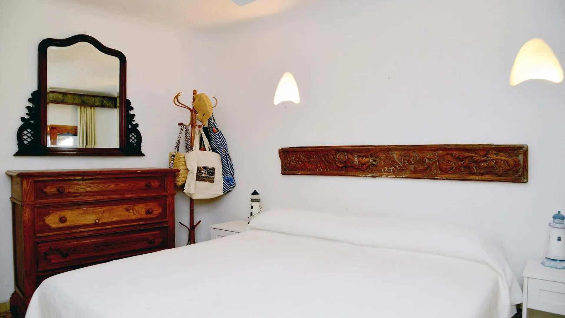 Villa Ibiscus Палау 0*,  Италия